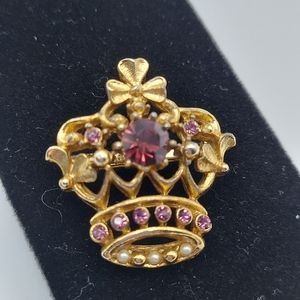 Vintage Crown Brooch 1" w/Purple Rhinestones. GC & Pretty!